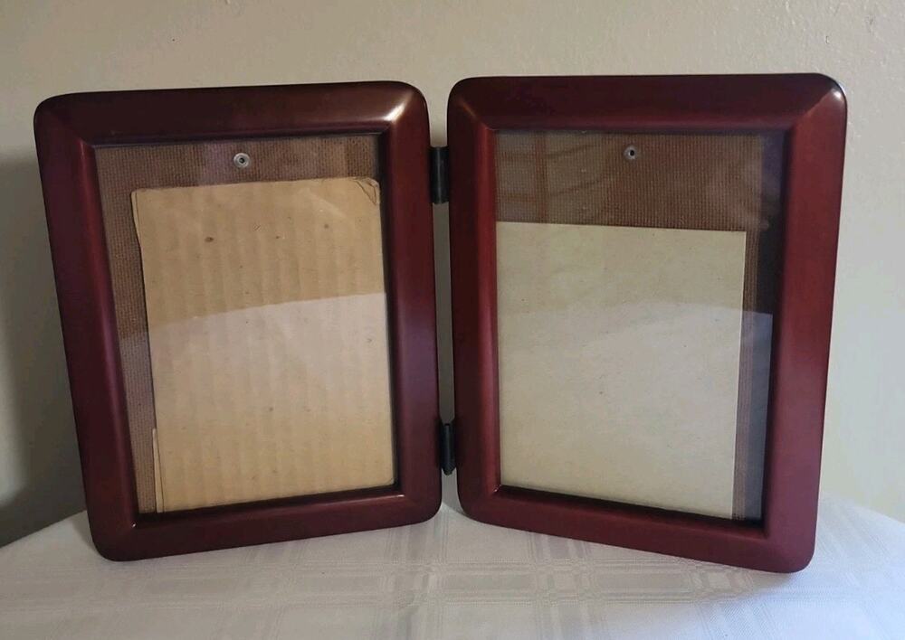VTG Fetco Double Photo Frame Mahogany Rounded Corners Hinged 4.75 x 6.75 Photos